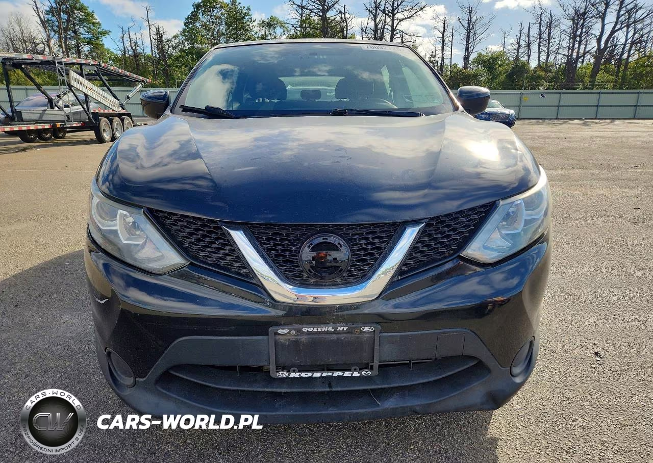 2018 Nissan Rogue Sport S VIN:JN1BJ1CR2JW200711 - 5