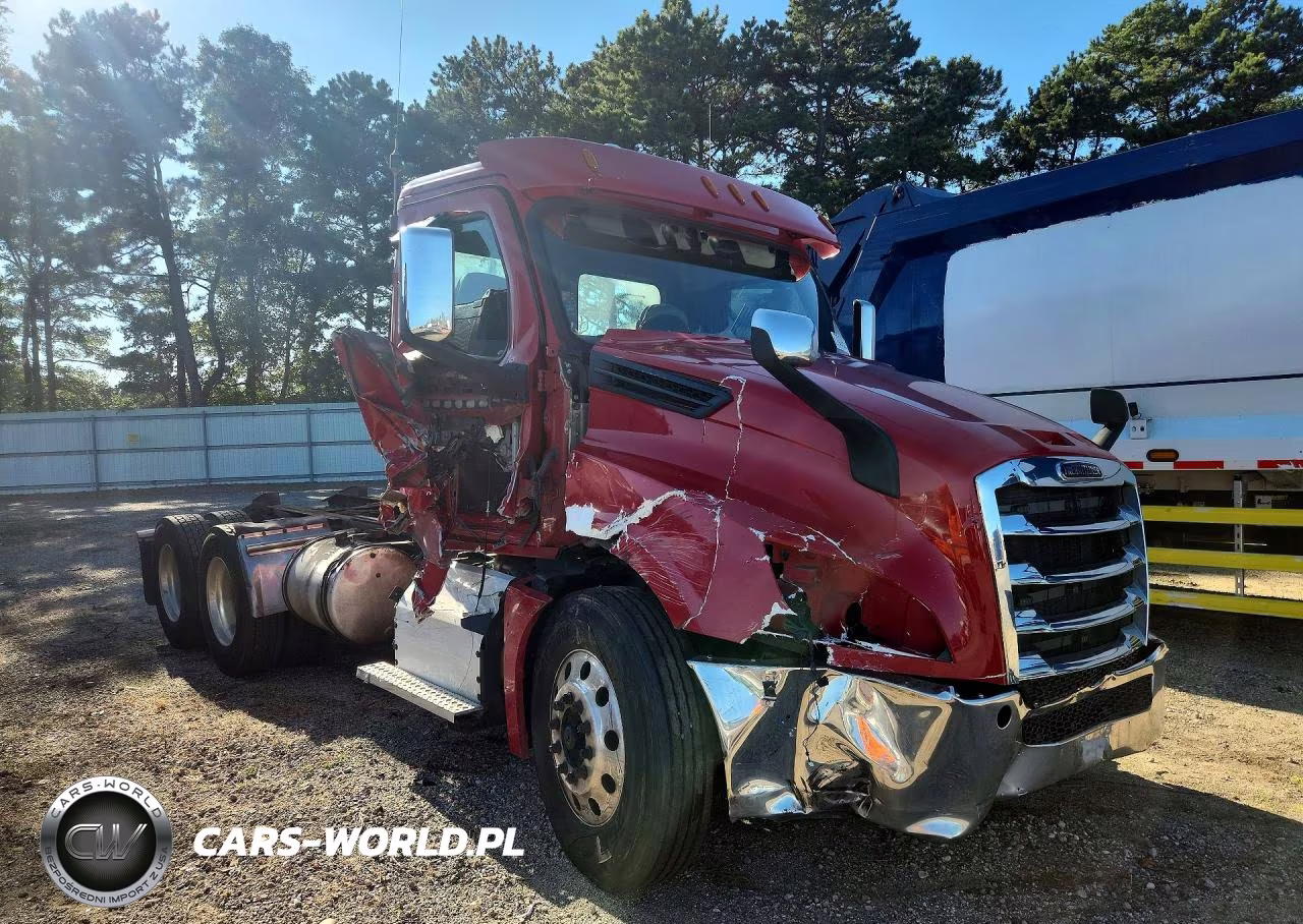 2020 Freightliner Cascadia 126 Truck Cab And Chassis VIN:1FUJHLD14LLLV6366 - 4