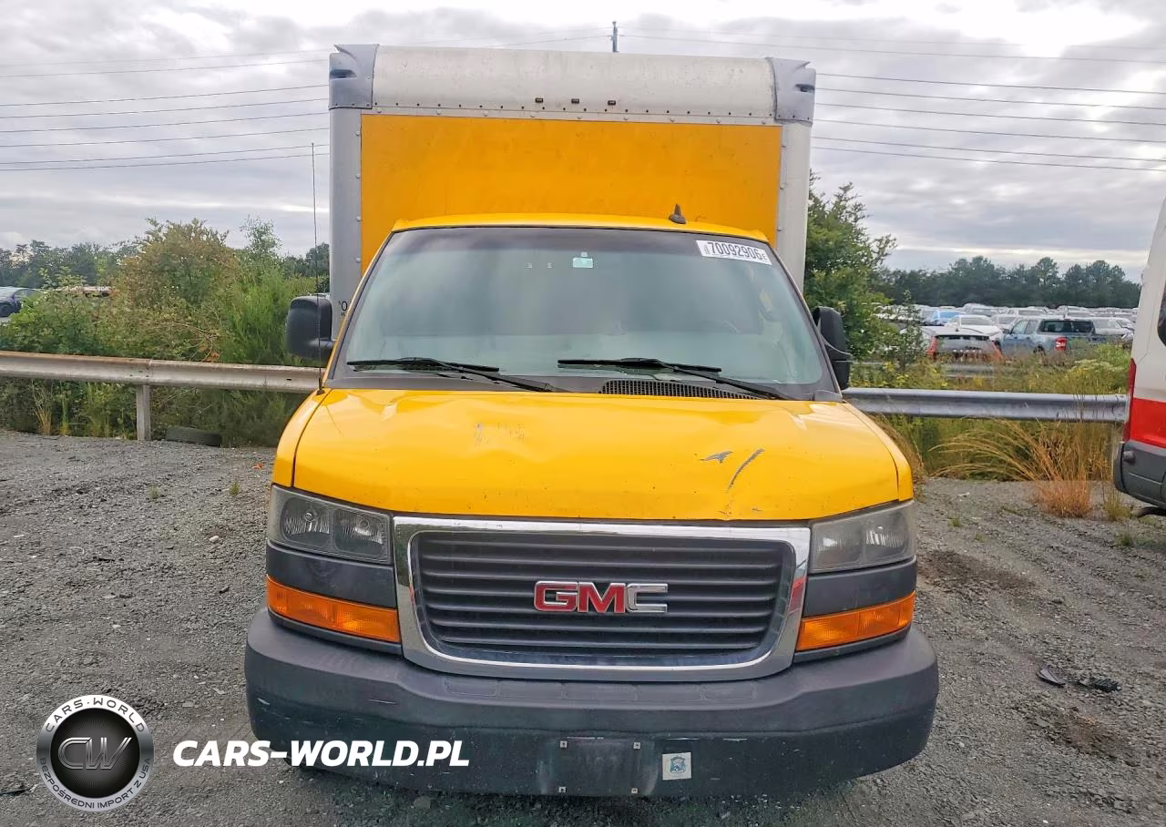 2018 GMC Savana Box Truck VIN:7GZ37TCG1JN900464 - 5