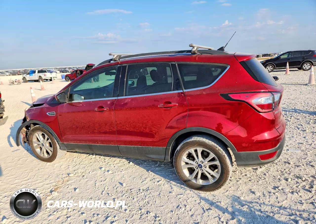 2018 Ford Escape Se VIN:1FMCU9GD2JUA77621 - 2