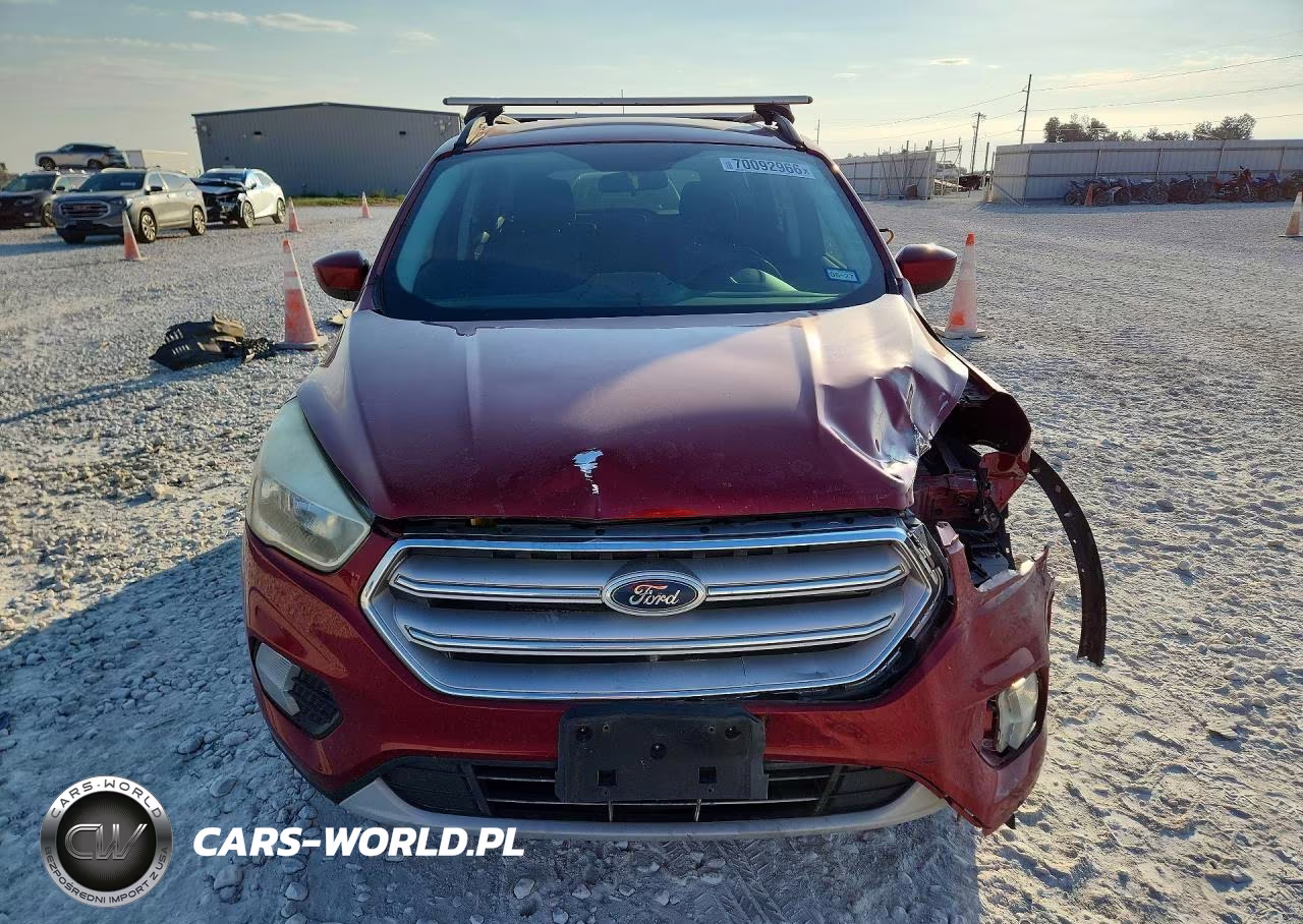 2018 Ford Escape Se VIN:1FMCU9GD2JUA77621 - 5