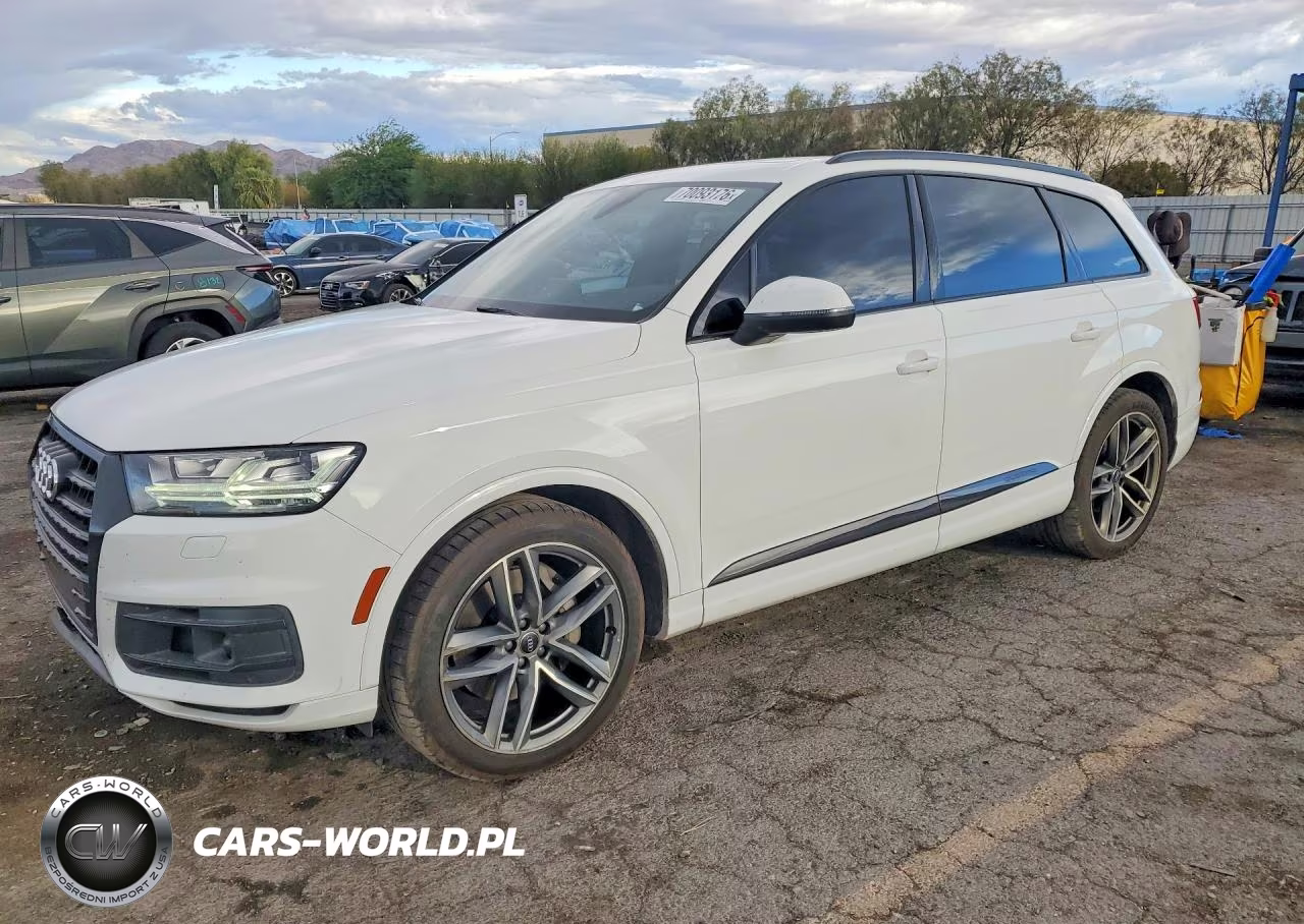 2018 Audi Q7 Prestige VIN:WA1VAAF77JD006962 - 1