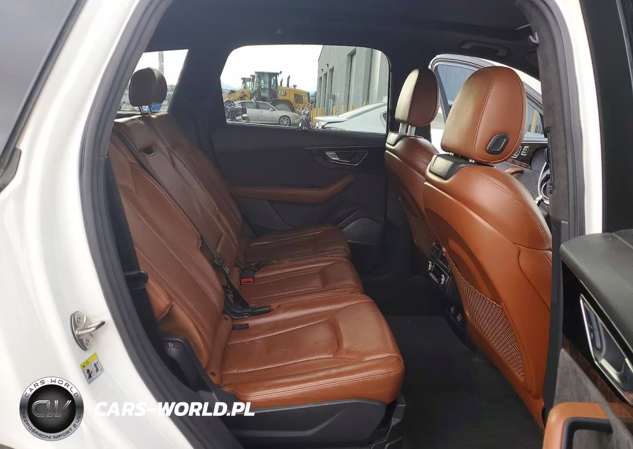 2018 Audi Q7 Prestige VIN:WA1VAAF77JD006962 - 10
