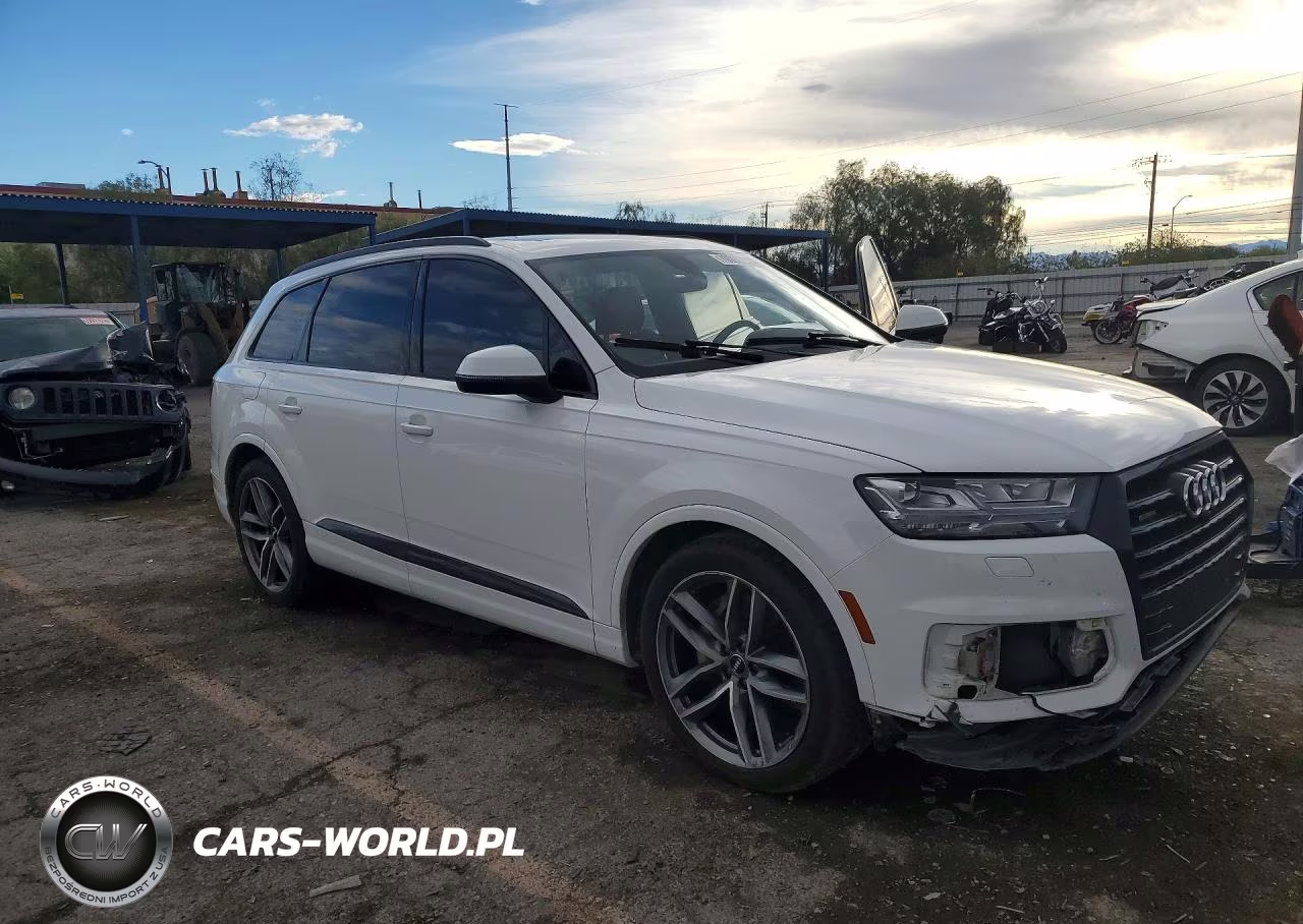 2018 Audi Q7 Prestige VIN:WA1VAAF77JD006962 - 4
