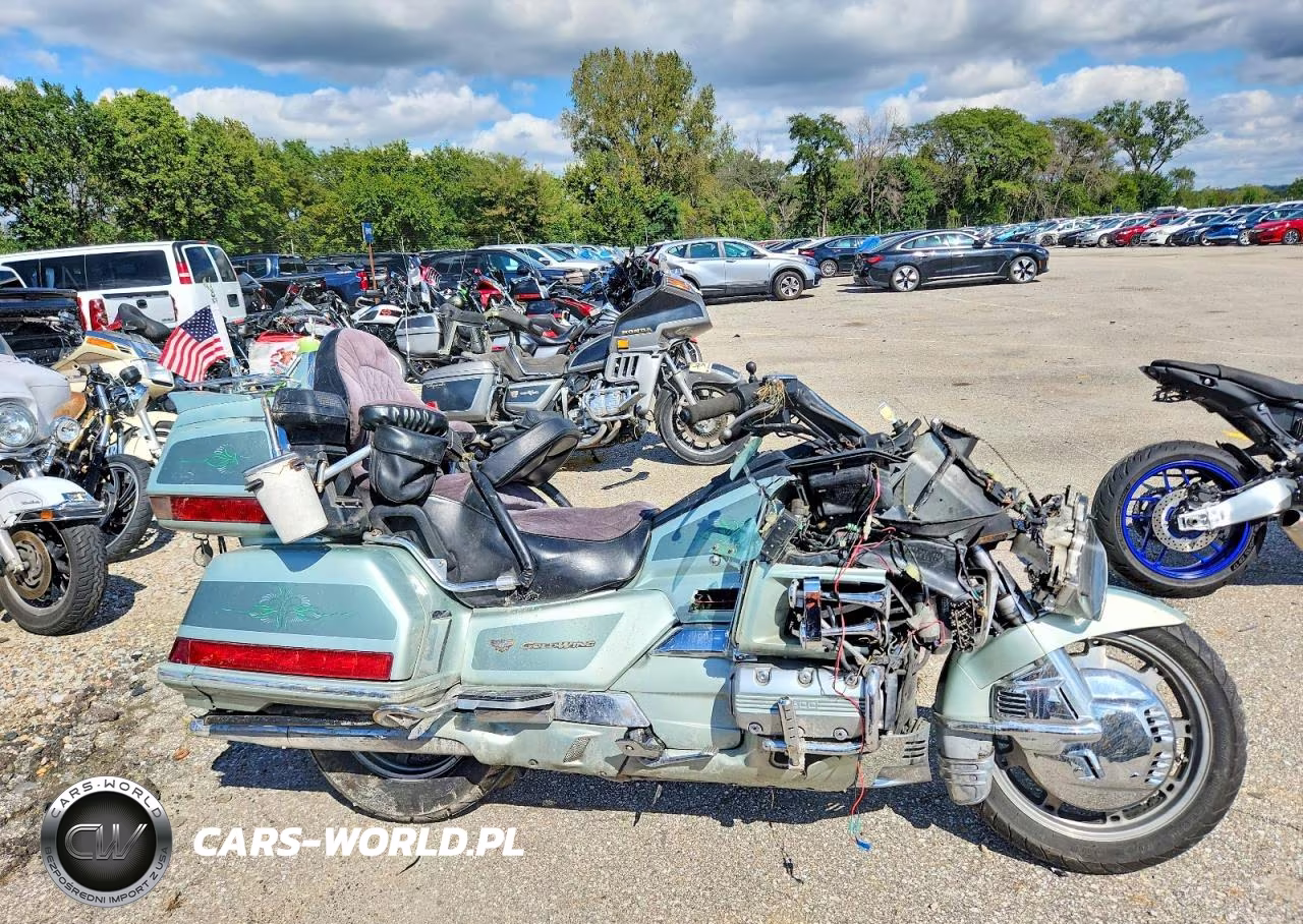 1999 Honda Gl1500 Se12
