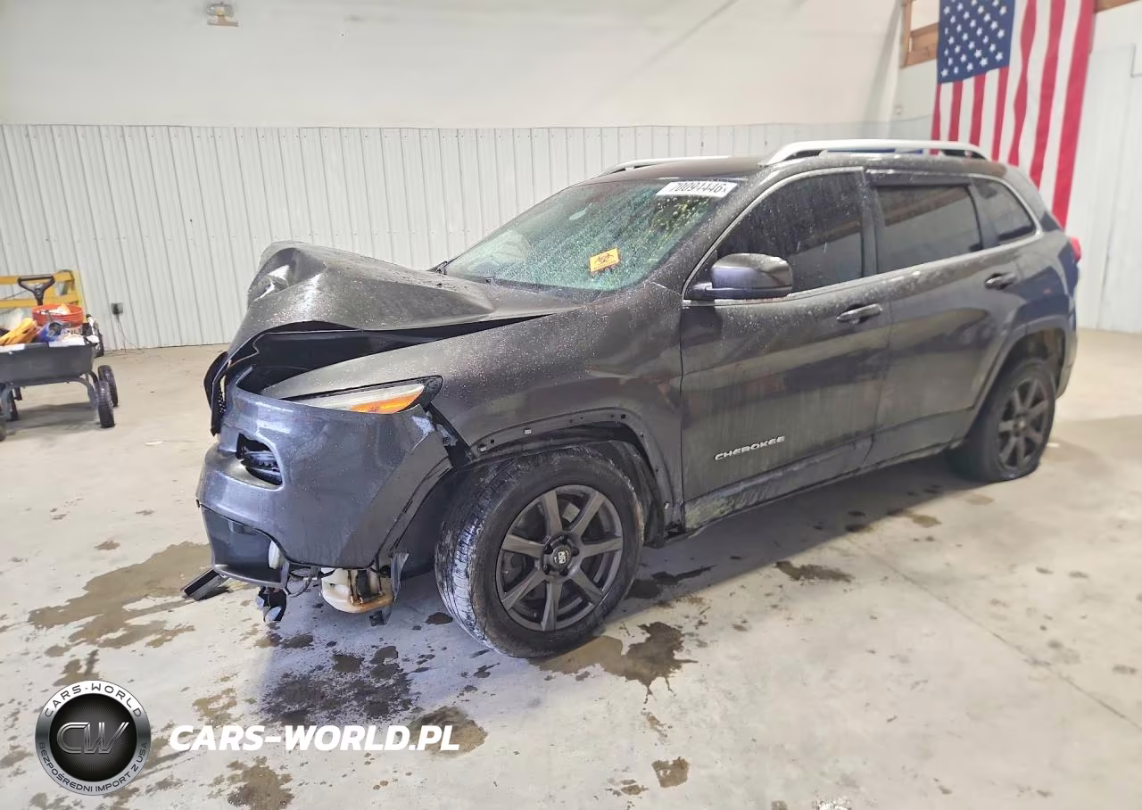 2015 Jeep Cherokee Latitude VIN:1C4PJLCB4FW760268 - 1