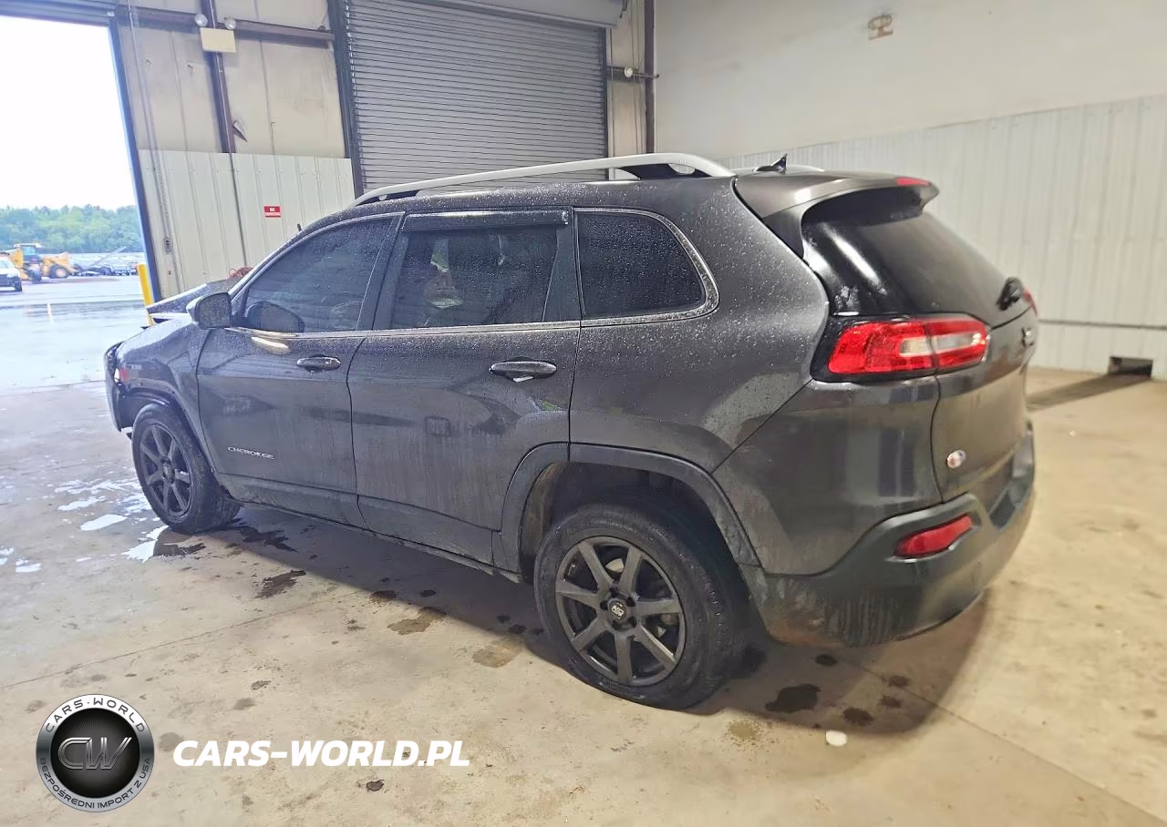 2015 Jeep Cherokee Latitude VIN:1C4PJLCB4FW760268 - 2