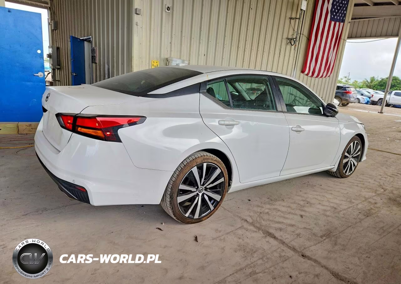 2020 Nissan Altima Sr VIN:1N4BL4CVXLC213206 - 3