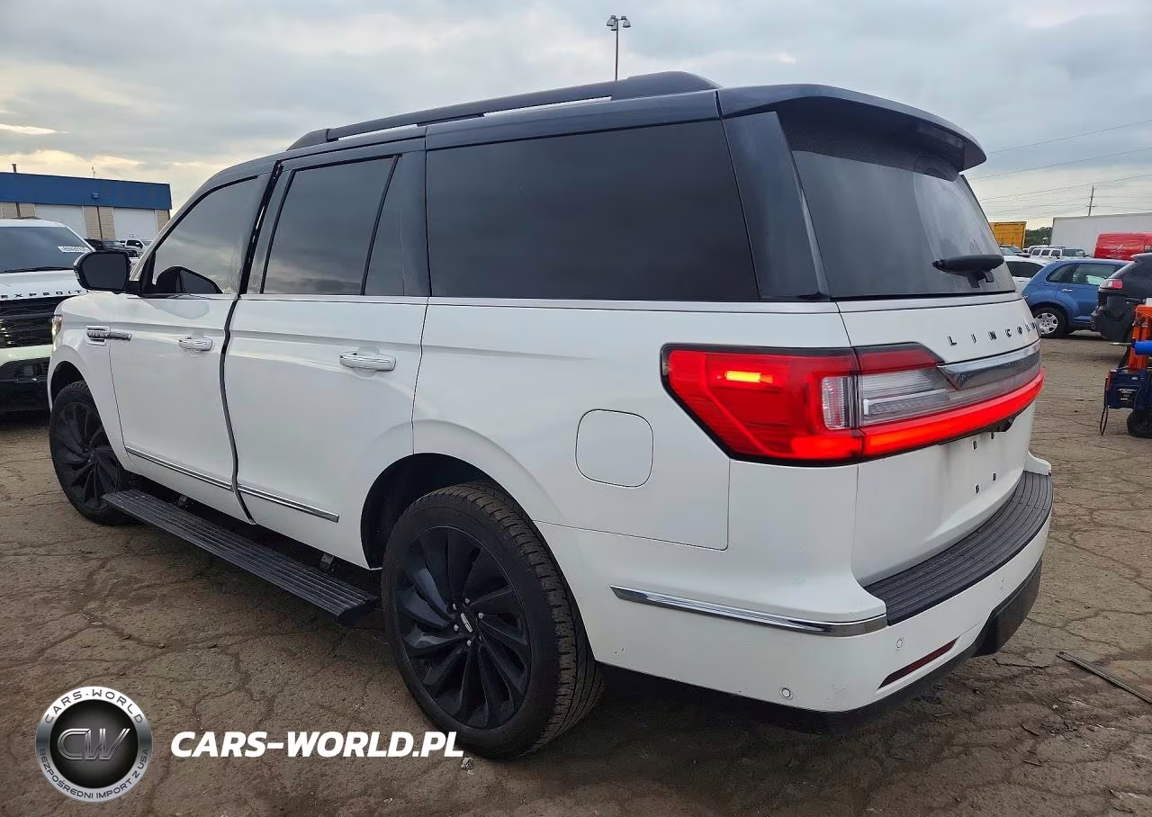 2021 Lincoln Navigator Black Label VIN:5LMJJ2TT8MEL11888 - 2