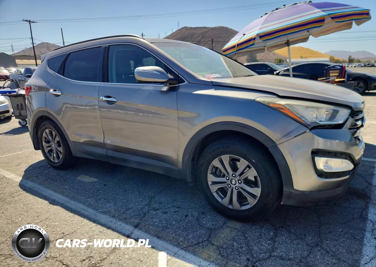 2016 Hyundai Santa Fe Sport 2.4L VIN:5XYZU3LB4GG355784 - 4