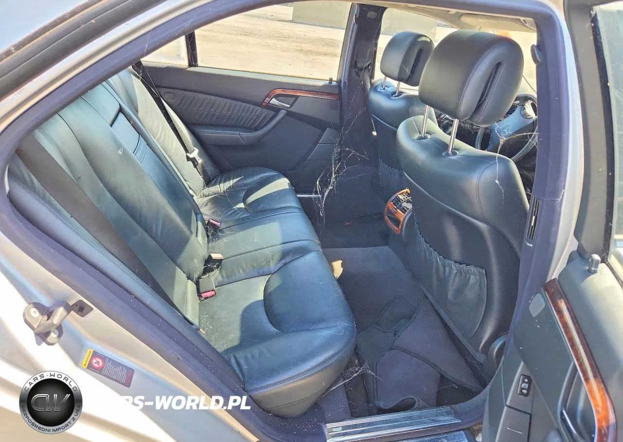2005 Mercedes-Benz S 500 VIN:WDBNG75J85A456789 - 10