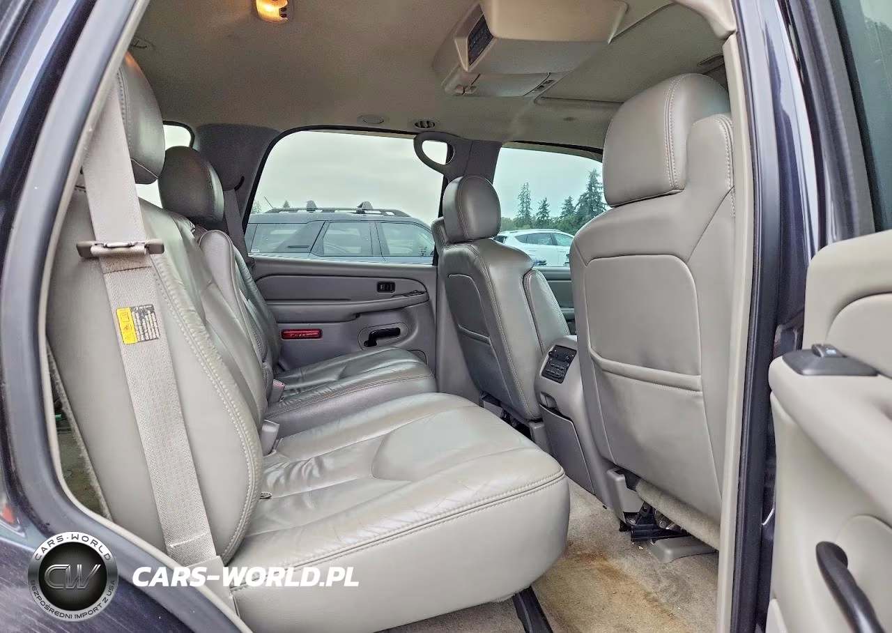 2005 Chevrolet Tahoe K1500 VIN:1GNEK13Z45J235851 - 11