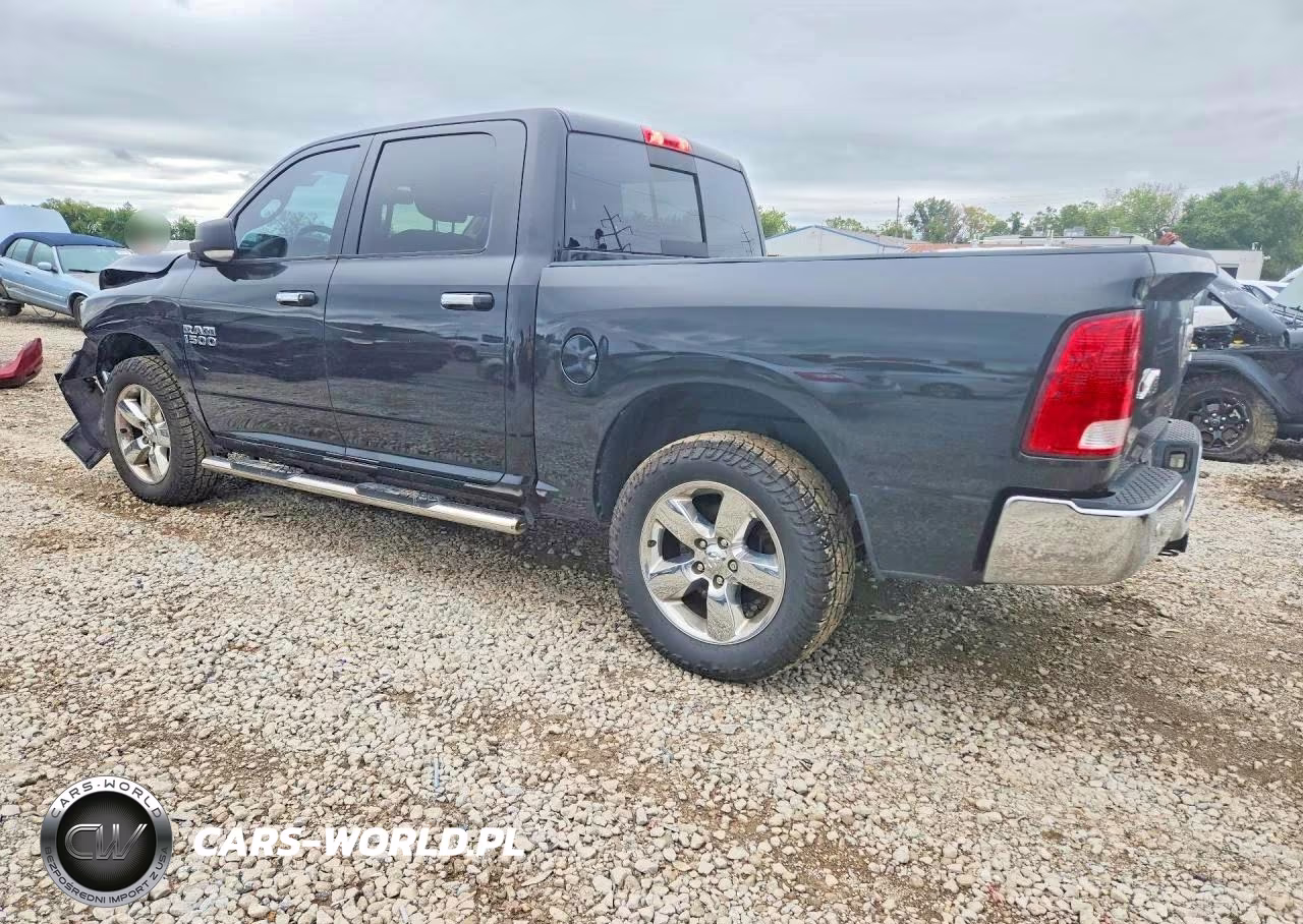 2018 Ram 1500 Slt VIN:3C6RR7LGXJG235315 - 2