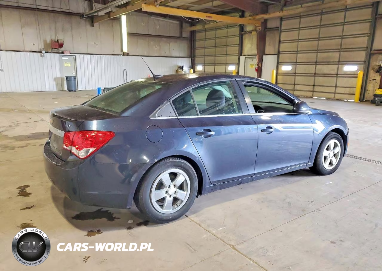 2014 Chevrolet Cruze Lt VIN:1G1PC5SB9E7163433 - 3