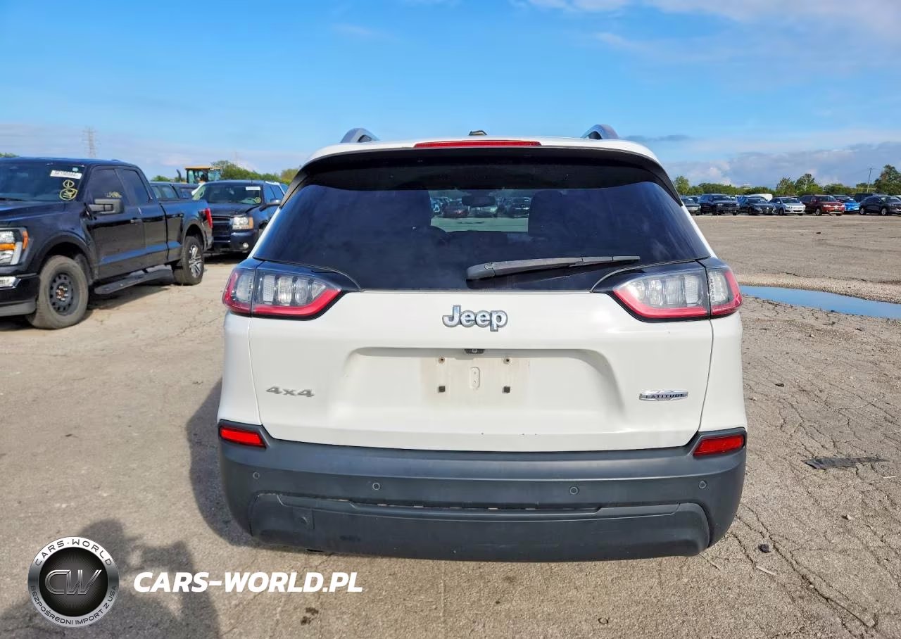 2019 Jeep Cherokee Latitude Plus VIN:1C4PJMLB0KD238751 - 6