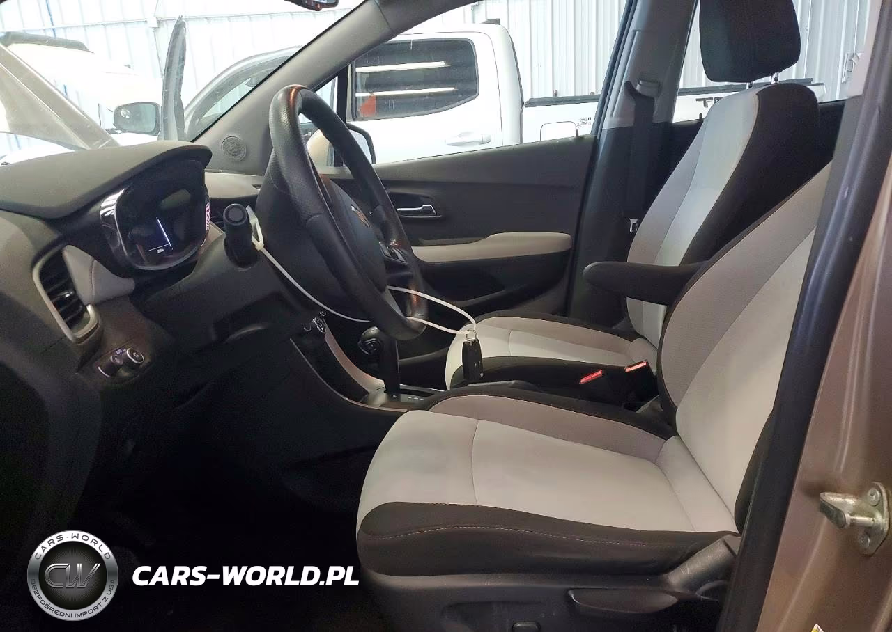 2018 Chevrolet Trax Ls VIN:3GNCJNSB3JL388603 - 7