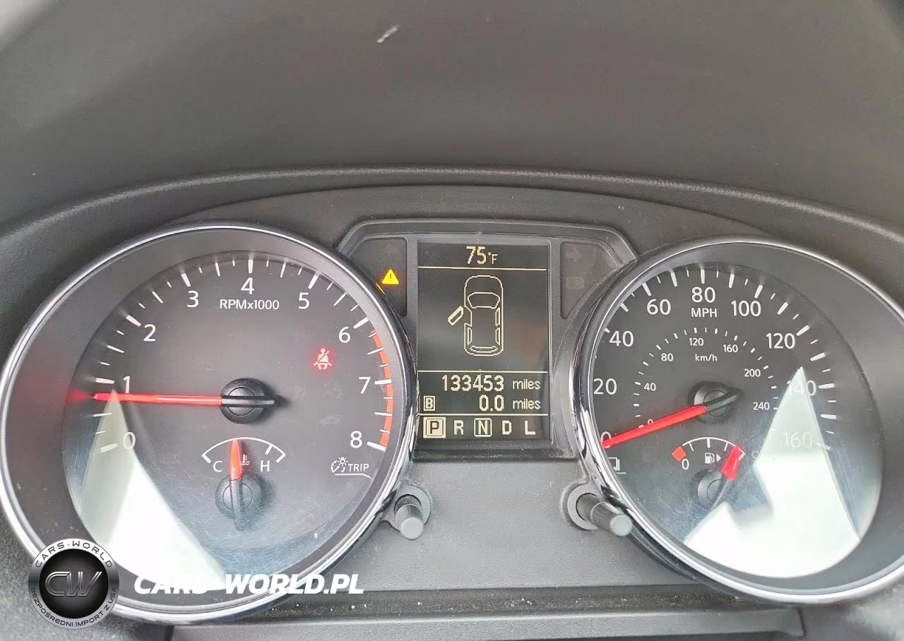 2011 Nissan Rogue S VIN:JN8AS5MVXBW679894 - 9