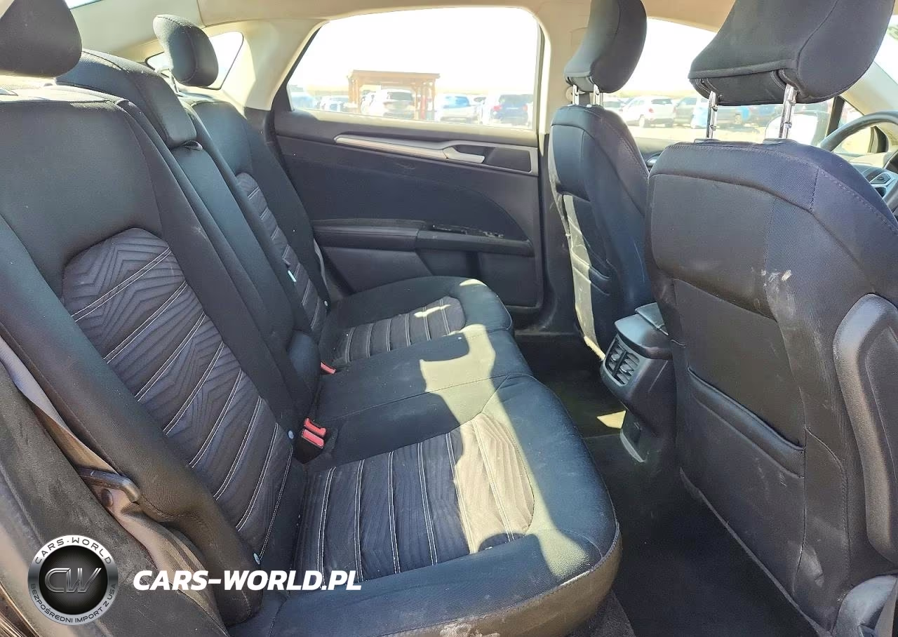 2016 Ford Fusion Se VIN:3FA6P0H73GR124481 - 10
