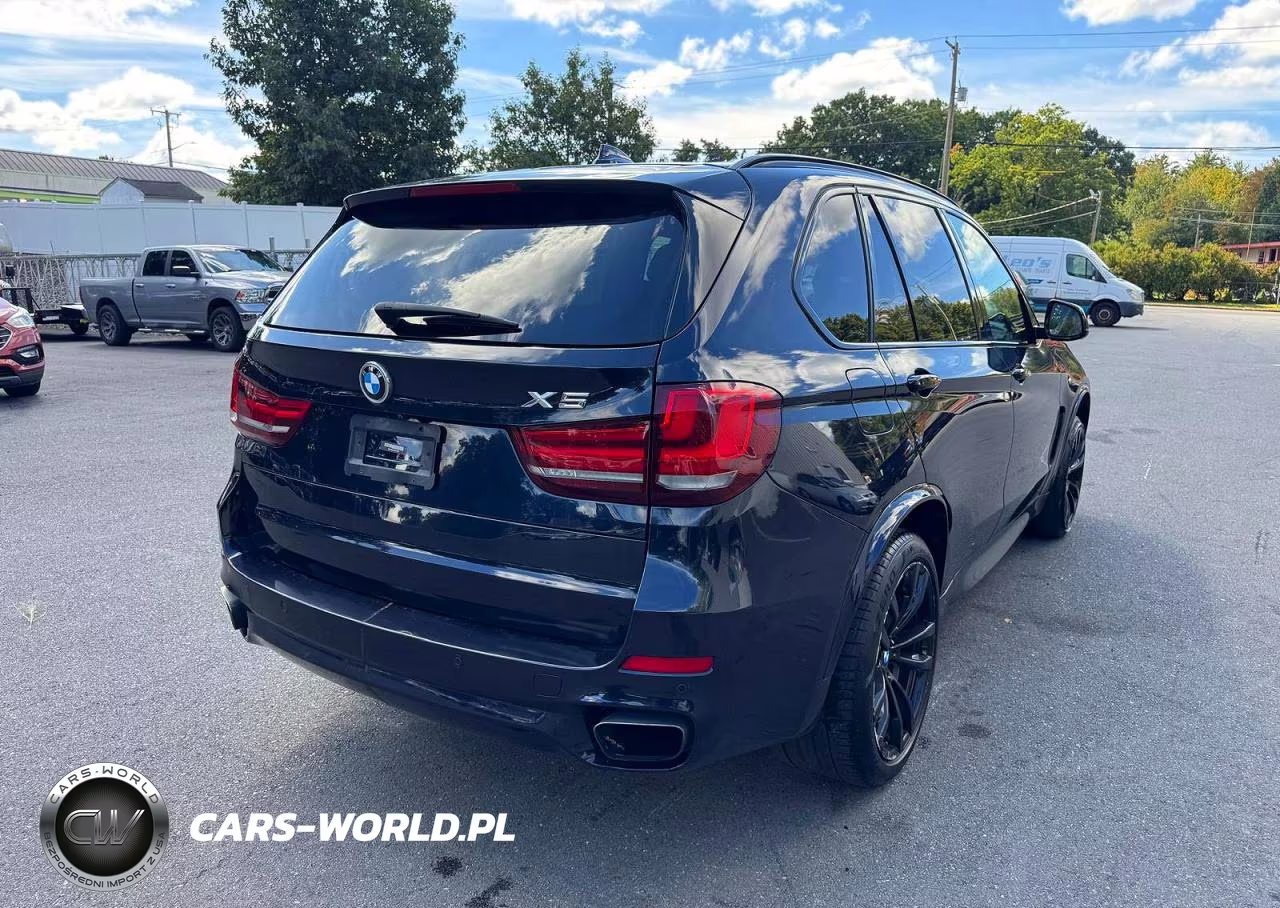 2018 BMW X5 xDrive50I VIN:5UXKR6C51J0U14610 - 3
