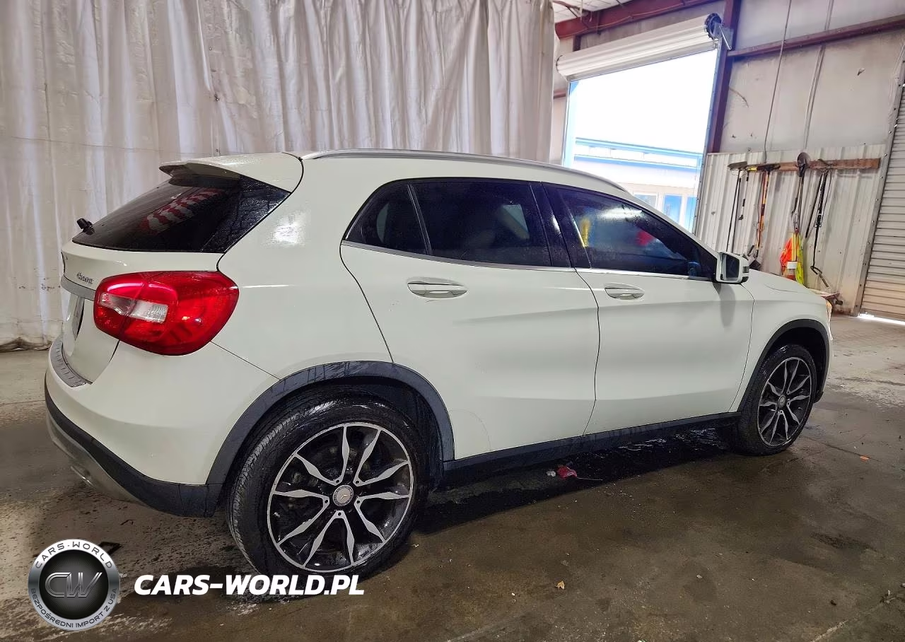 2017 Mercedes-Benz Gla 250 4Matic VIN:WDCTG4GB1HJ299215 - 3