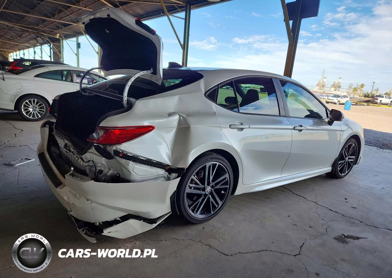 2025 Toyota Camry Xse VIN:4T1DAACK3SU642642 - 3