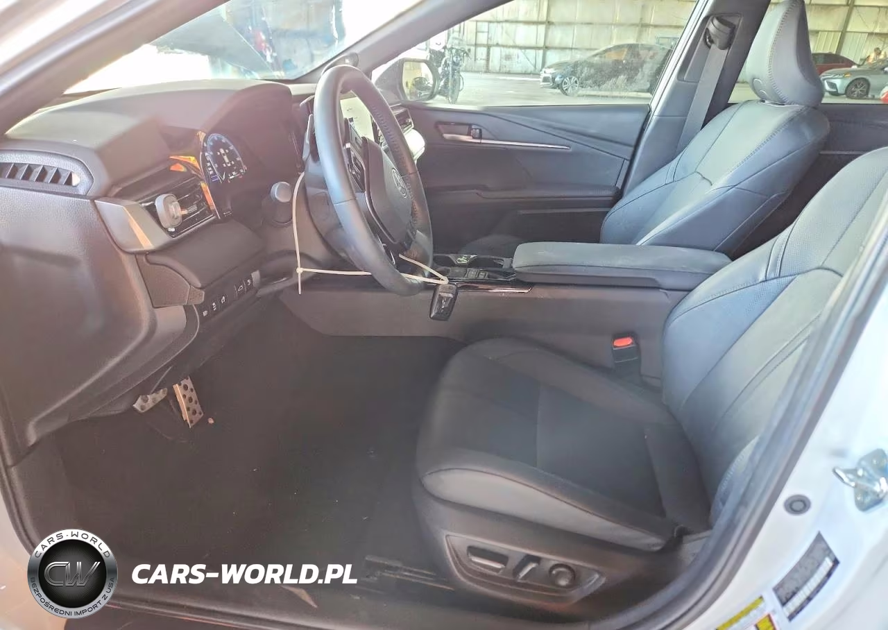 2025 Toyota Camry Xse VIN:4T1DAACK3SU642642 - 7