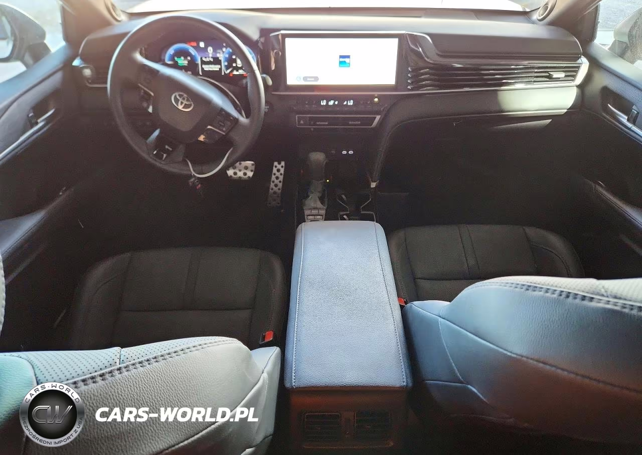 2025 Toyota Camry Xse VIN:4T1DAACK3SU642642 - 8