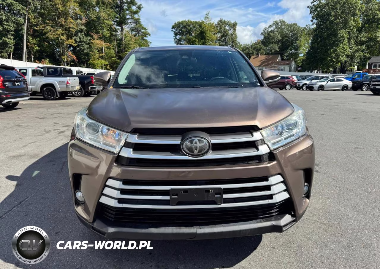 2017 Toyota Highlander Le Plus VIN:5TDBZRFH7HS393245 - 5