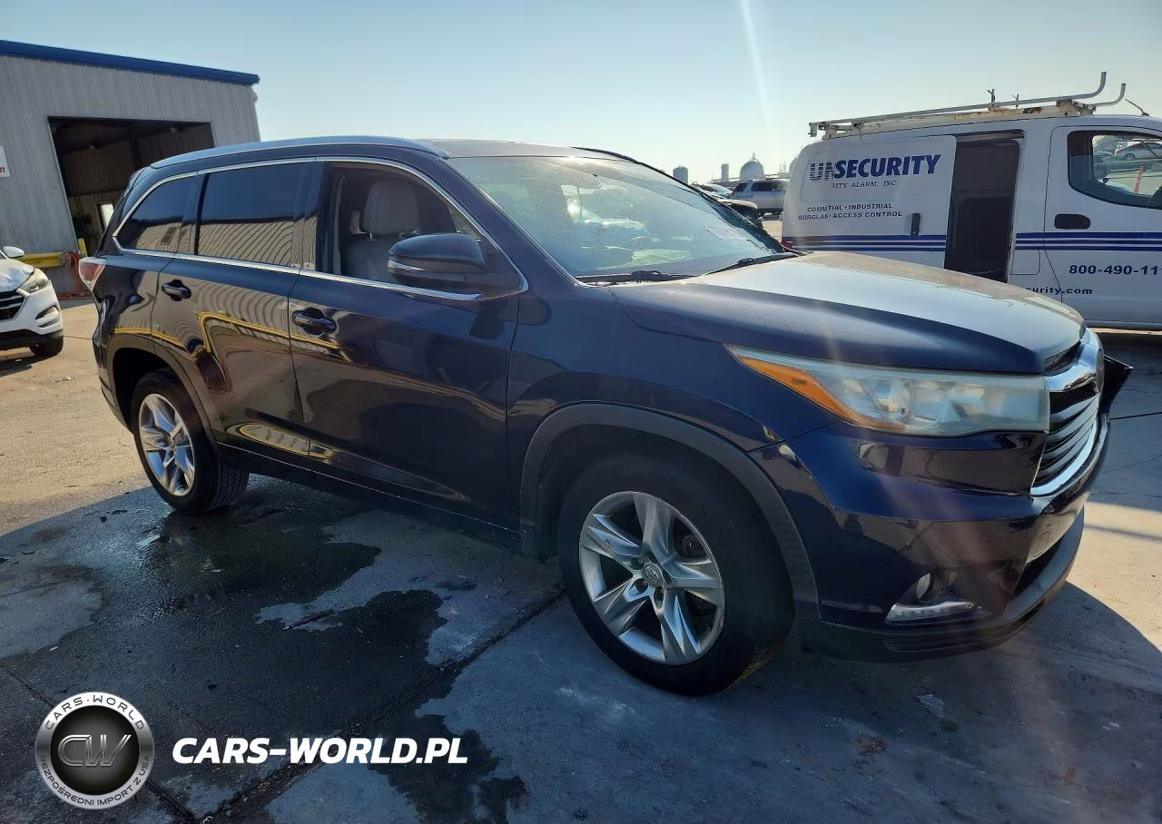 2015 Toyota Highlander Limited Platinum VIN:5TDYKRFH4FS096705 - 4