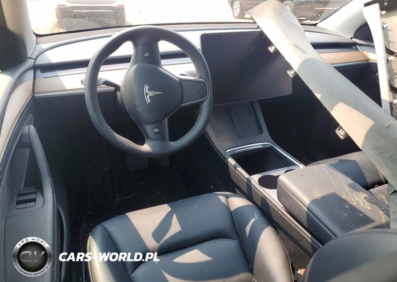 2023 Tesla Model Y VIN:7SAYGDEE0PF885034 - 8