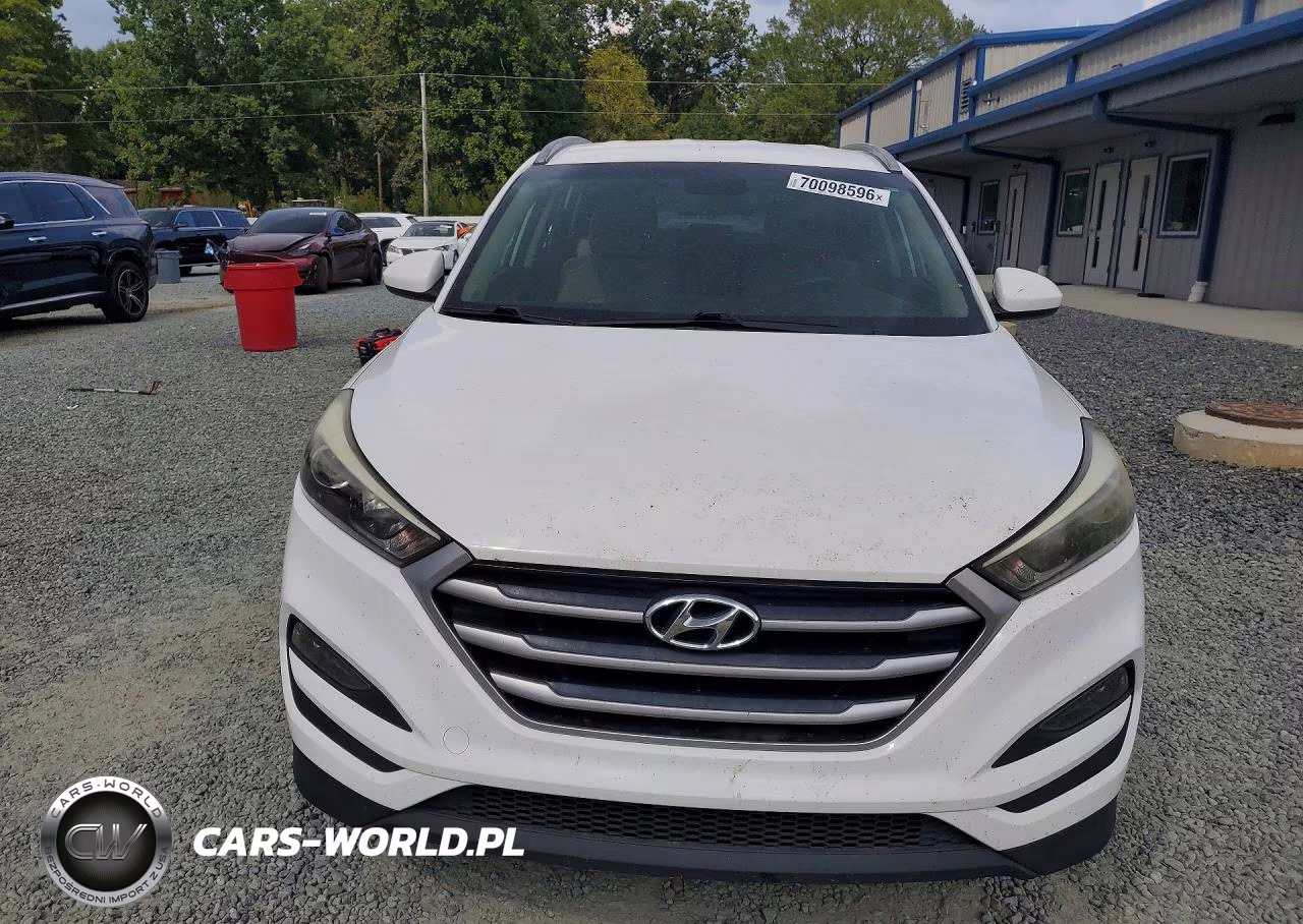 2017 Hyundai Tucson Se VIN:KM8J3CA47HU407909 - 5