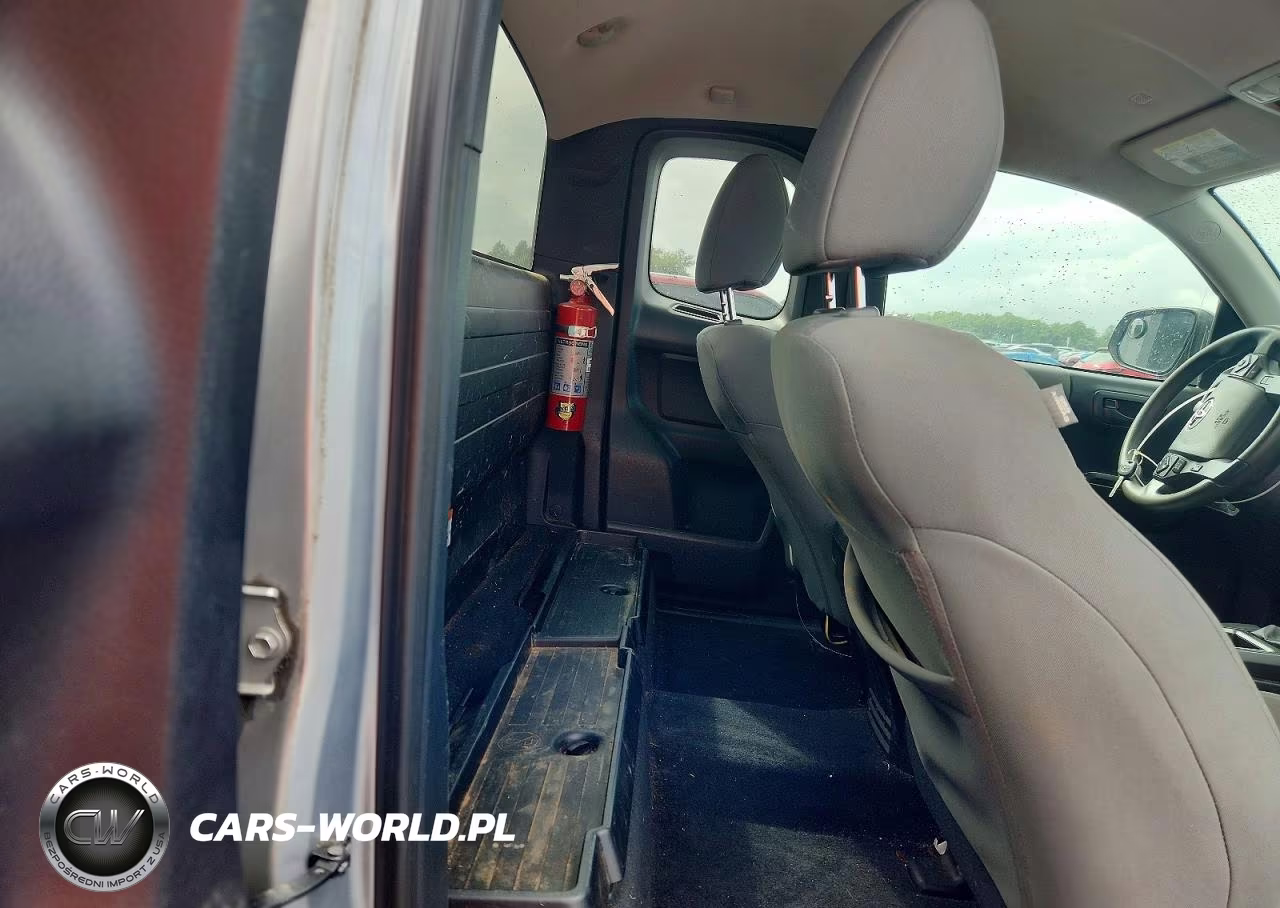 2020 Toyota Tacoma Sr VIN:5TFRX5GNXLX171514 - 10
