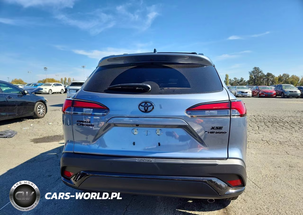 2026 Toyota Corolla Cross Hybrid Xse VIN:7MUFBABG4TV114742 - 6
