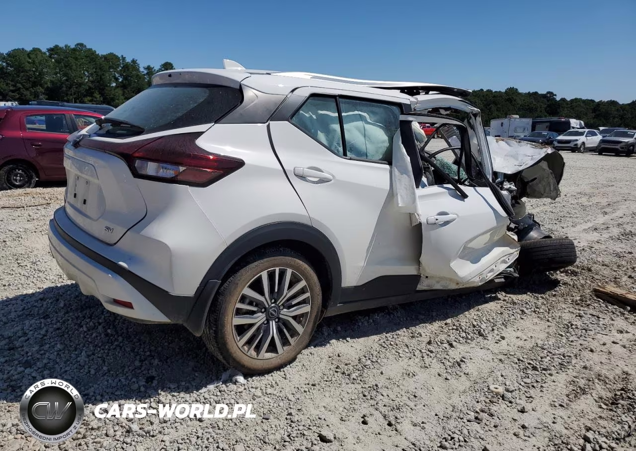 2024 Nissan Kicks Sv VIN:3N1CP5CV6RL529212 - 3