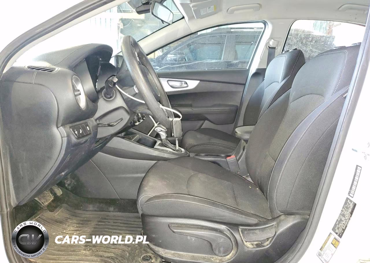 2022 Kia Forte Lxs VIN:3KPF24ADXNE475537 - 7