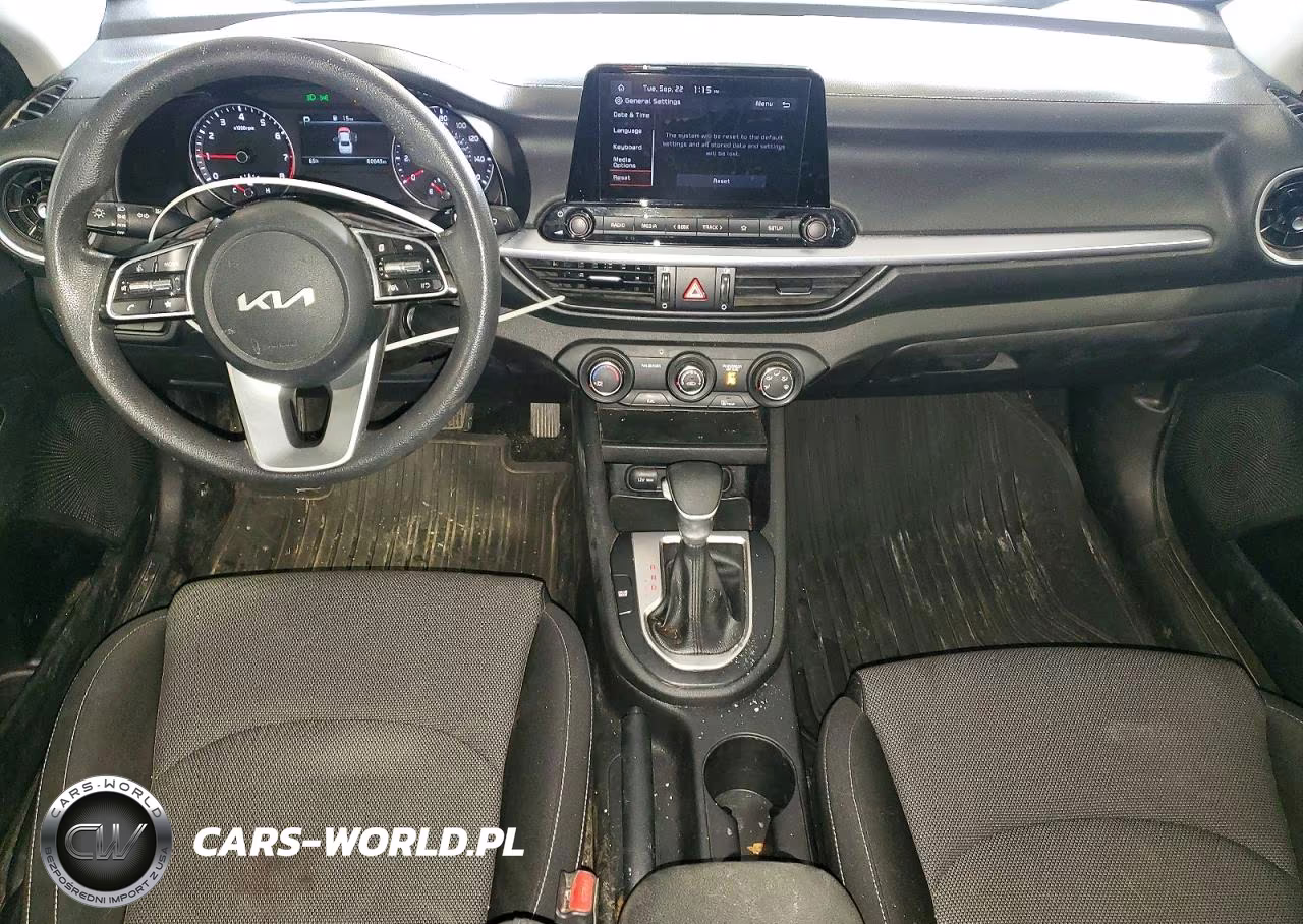 2022 Kia Forte Lxs VIN:3KPF24ADXNE475537 - 8
