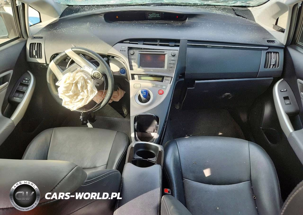 2014 Toyota Prius Four VIN:JTDKN3DU5E1749774 - 8