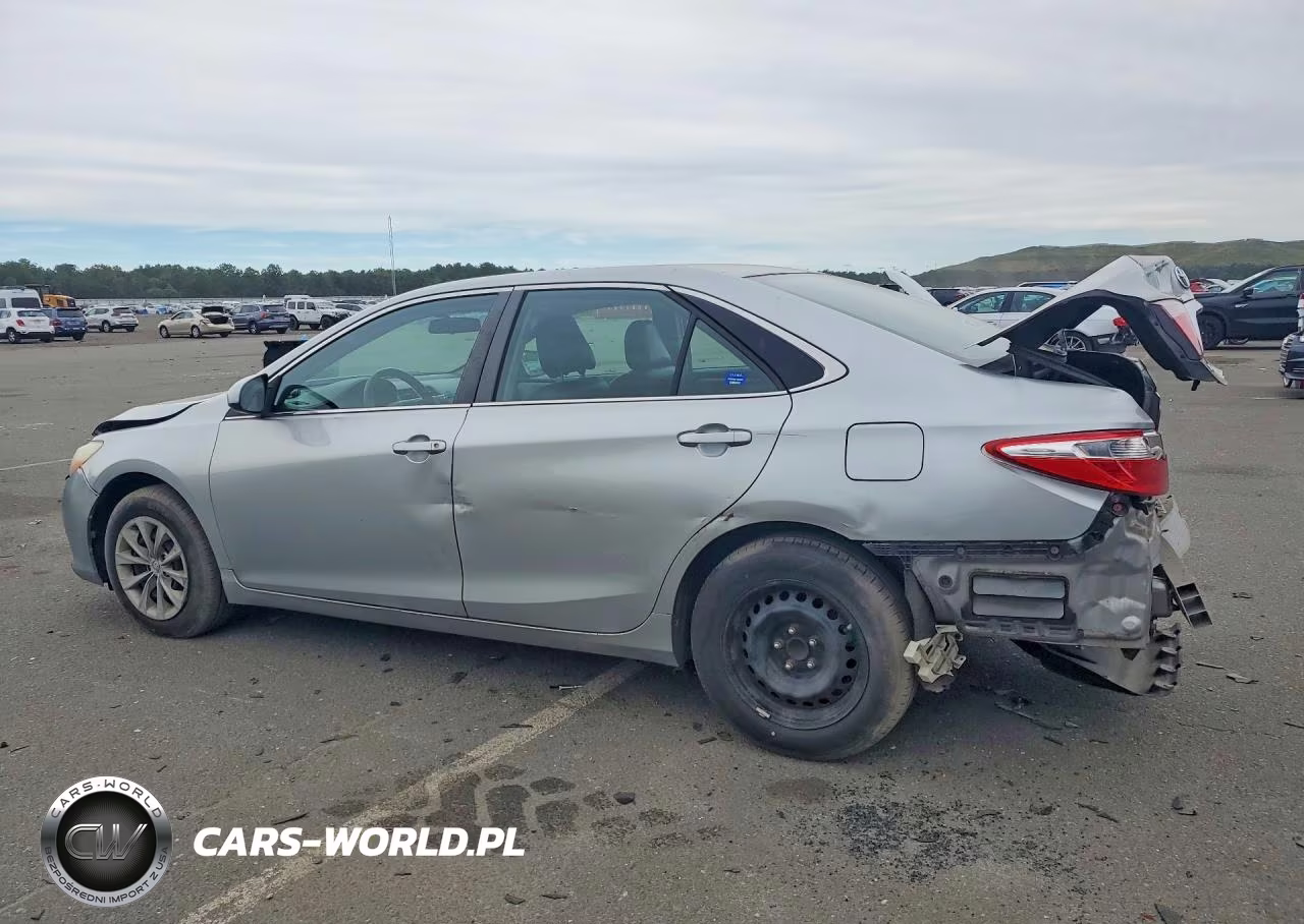 2015 Toyota Camry Le VIN:4T1BF1FKXFU035678 - 2