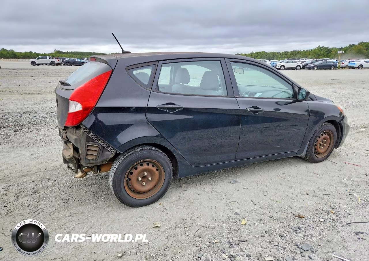 2013 Hyundai Accent Gs VIN:KMHCT5AE5DU109608 - 3