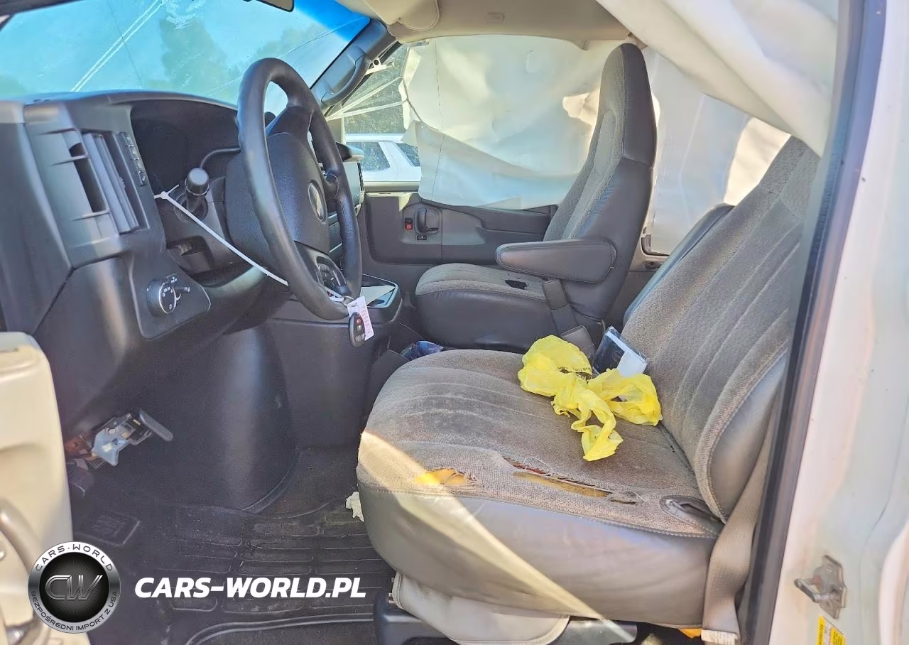 2008 Chevrolet Express G3500 VIN:1GAHG39K981230204 - 7