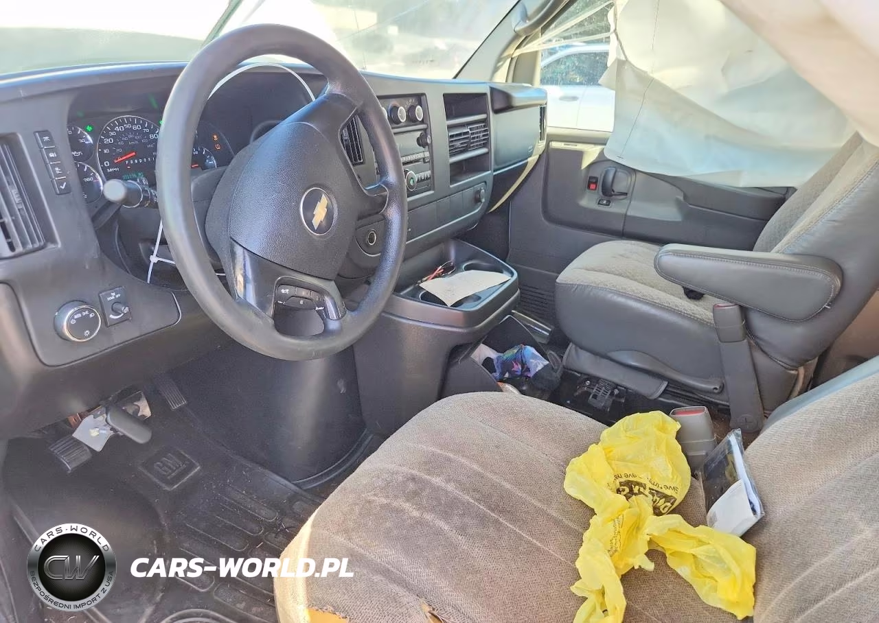 2008 Chevrolet Express G3500 VIN:1GAHG39K981230204 - 8