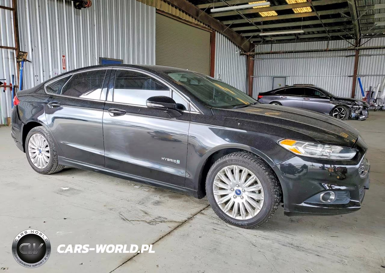 2013 Ford Fusion Se Hybrid VIN:3FA6P0LU7DR371706 - 4