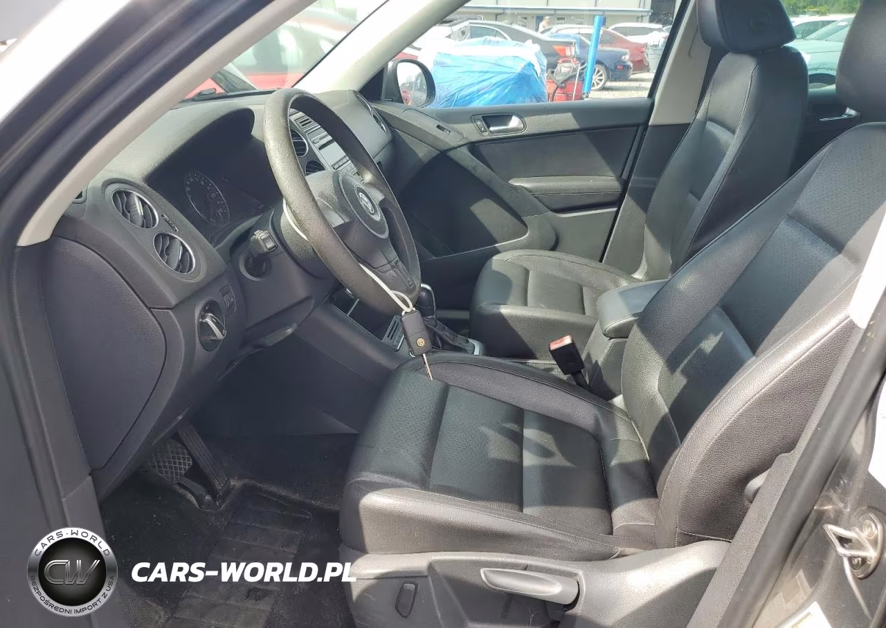 2012 Volkswagen Tiguan S VIN:WVGAV7AX6CW006246 - 7