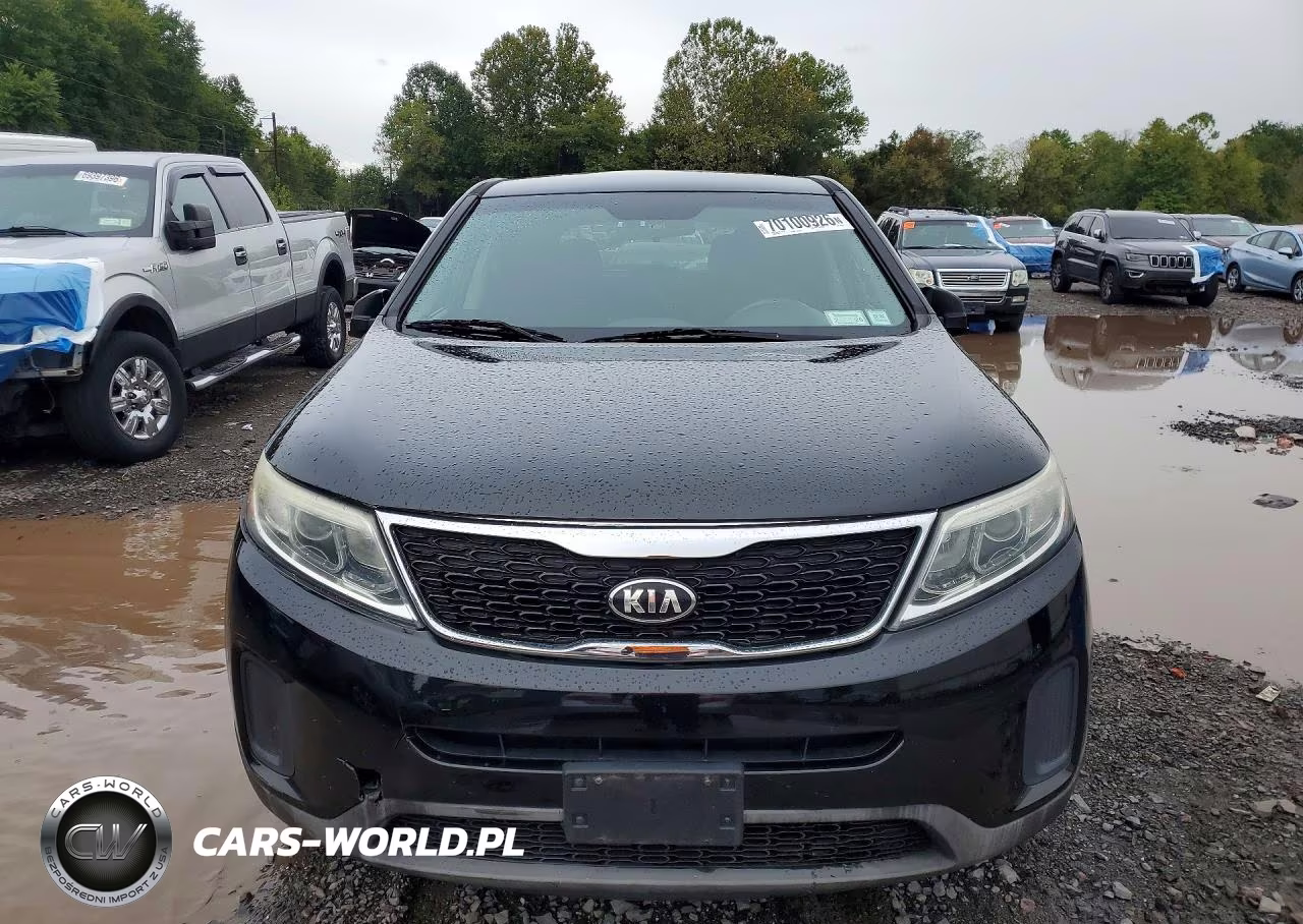 2015 Kia Sorento Lx VIN:5XYKTCA63FG614712 - 5