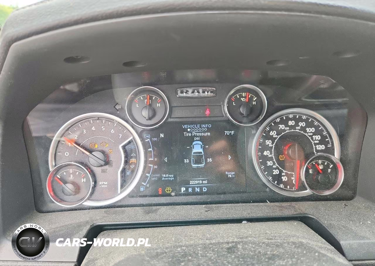 2015 Ram 1500 Sport VIN:1C6RR7UT4FS736292 - 9
