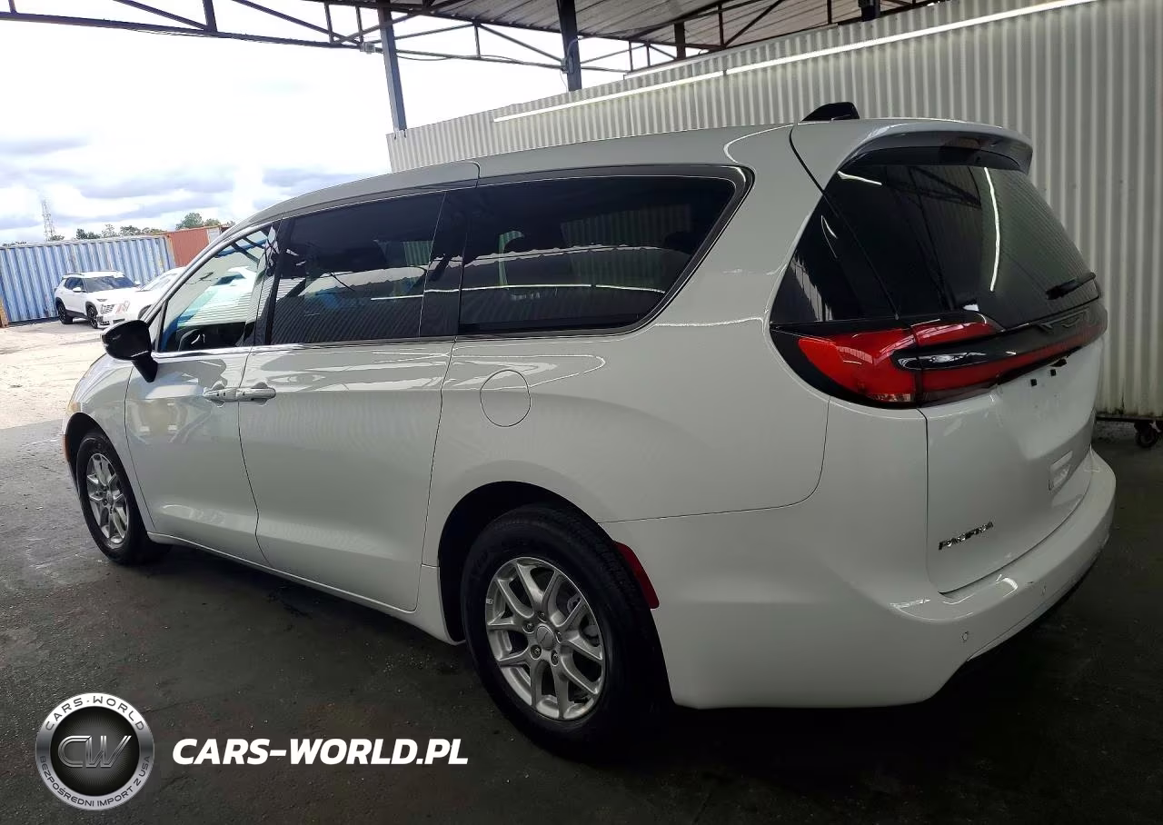 2027 Chrysler Pacifica Select VIN:2C4RC1BG9VR579890 - 2
