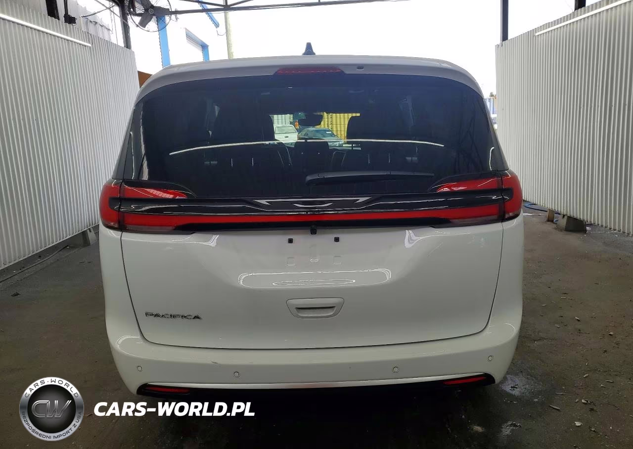 2027 Chrysler Pacifica Select VIN:2C4RC1BG9VR579890 - 6