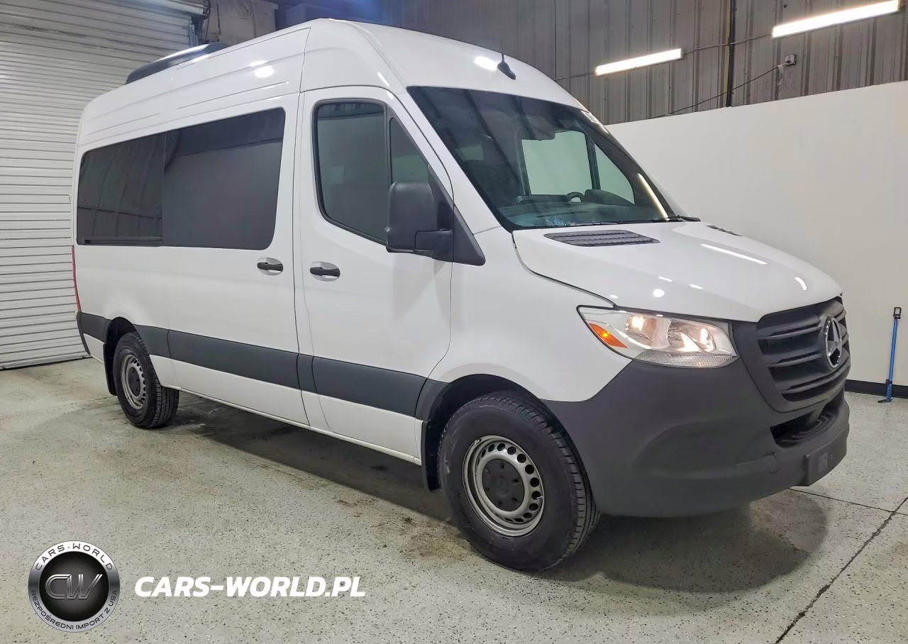 2024 Mercedes-Benz Sprinter 2500 VIN:W1Z4KFHY0RP716384 - 4