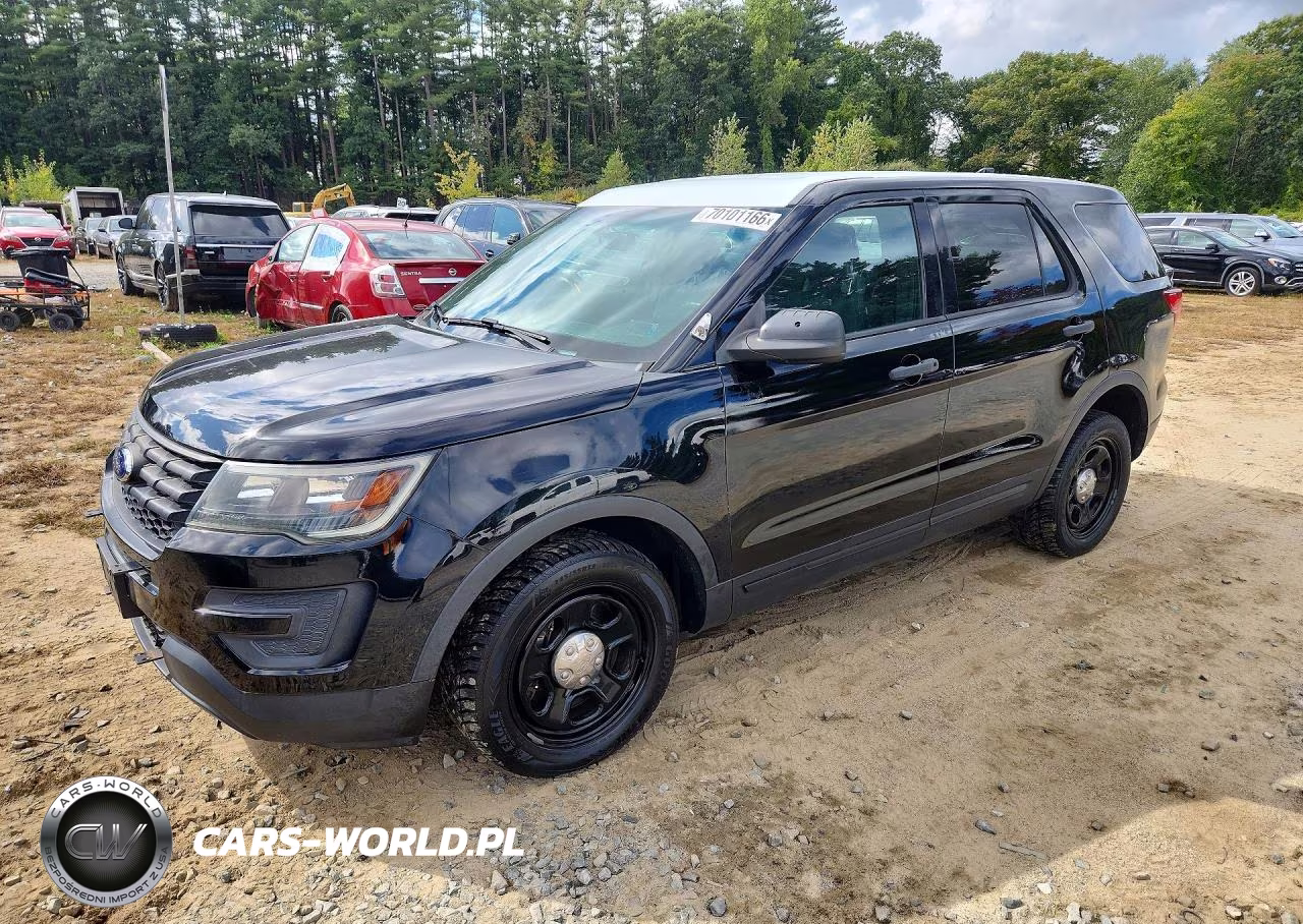 2017 Ford Explorer Police Interceptor VIN:1FM5K8ARXHGB55830 - 1