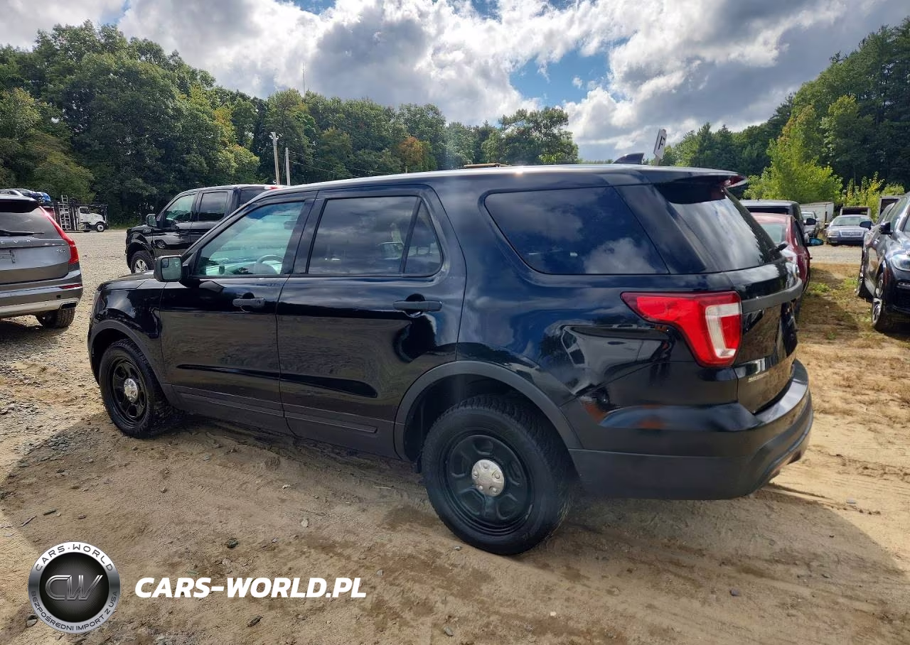 2017 Ford Explorer Police Interceptor VIN:1FM5K8ARXHGB55830 - 2